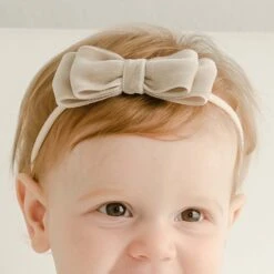 Adeline Velvet Bow Headband(Adeline Velvet Bow Headband)