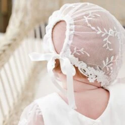 Ella Lace Bonnet(Ella Lace Bonnet) -Tiny Trendz BonnetBack 6184
