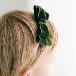 Emily Green Velvet Bow Headband(Emily Green Velvet Bow Headband)
