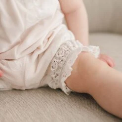 Charlotte Romper(Charlotte Romper) -Tiny Trendz Charlotte Dress Baby Bloomer Lace 0004446