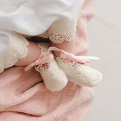 Chloe Booties(Chloe Booties)