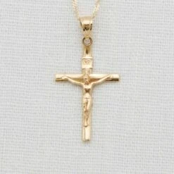 14k Gold Crucifix With Chain(14k Gold Crucifix With Chain)
