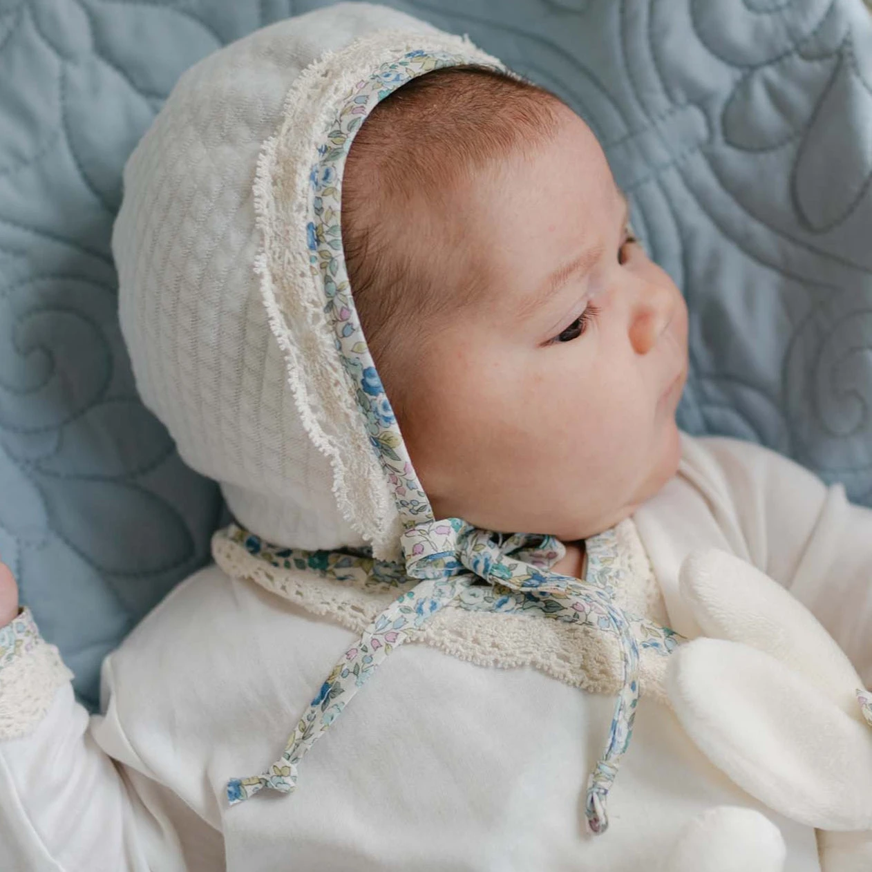 Petite Fleur Quilted Bonnet(Petite Fleur Quilted Bonnet) 3 Petite Fleur Quilted Bonnet(Petite Fleur Quilted Bonnet) - Image 3