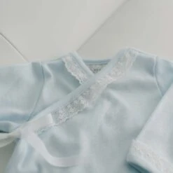 Quinn Layette(Quinn Layette) -Tiny Trendz Quinn Blue Newborn Wrap Layette Detail