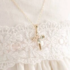 14k Gold Rose Cross With Chain(14k Gold Rose Cross With Chain One Size)