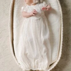 Sophia Layette(Sophia Layette) -Tiny Trendz Sophia Newborn Layette Bonnet 8789