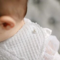 Stella Bib(Stella Bib) -Tiny Trendz Stella Bib Button Detail 8648