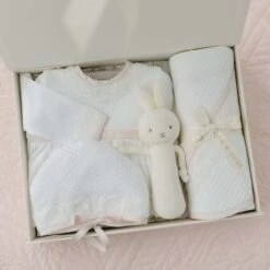 Tessa Newborn Gift Set - Save 10%(Tessa Newborn Gift Set)